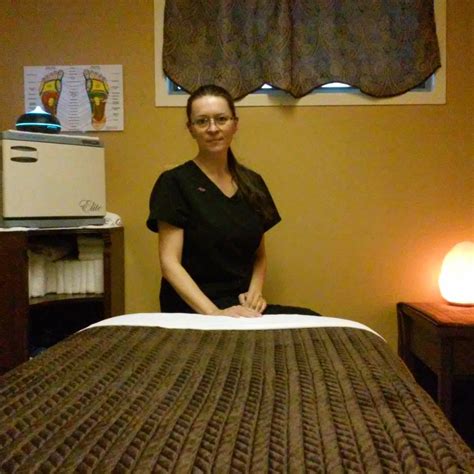 massage parlor near here|Find Massage Therapists .